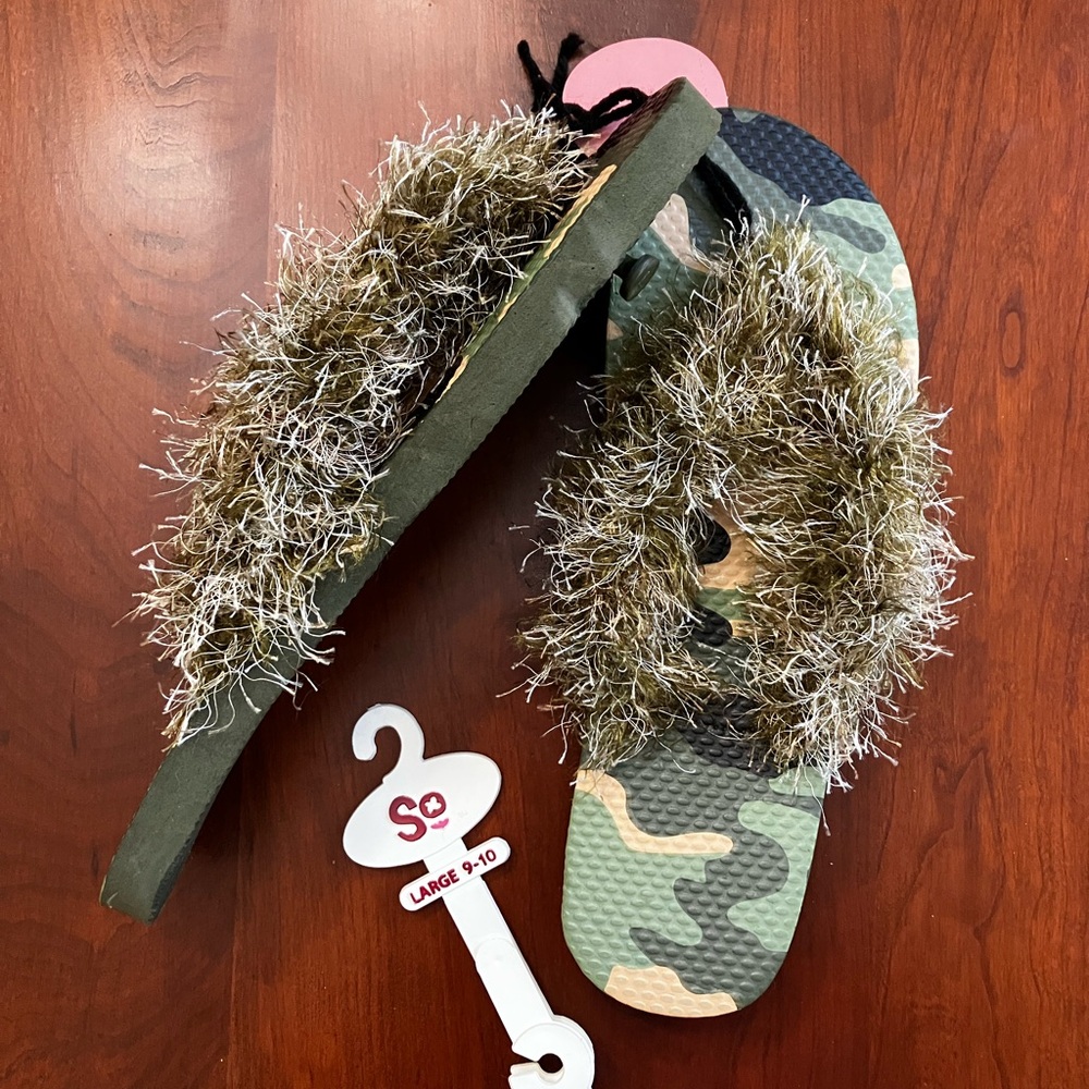 Size L, Camouflage Flip Flops - FunFur, Handmade, Women's